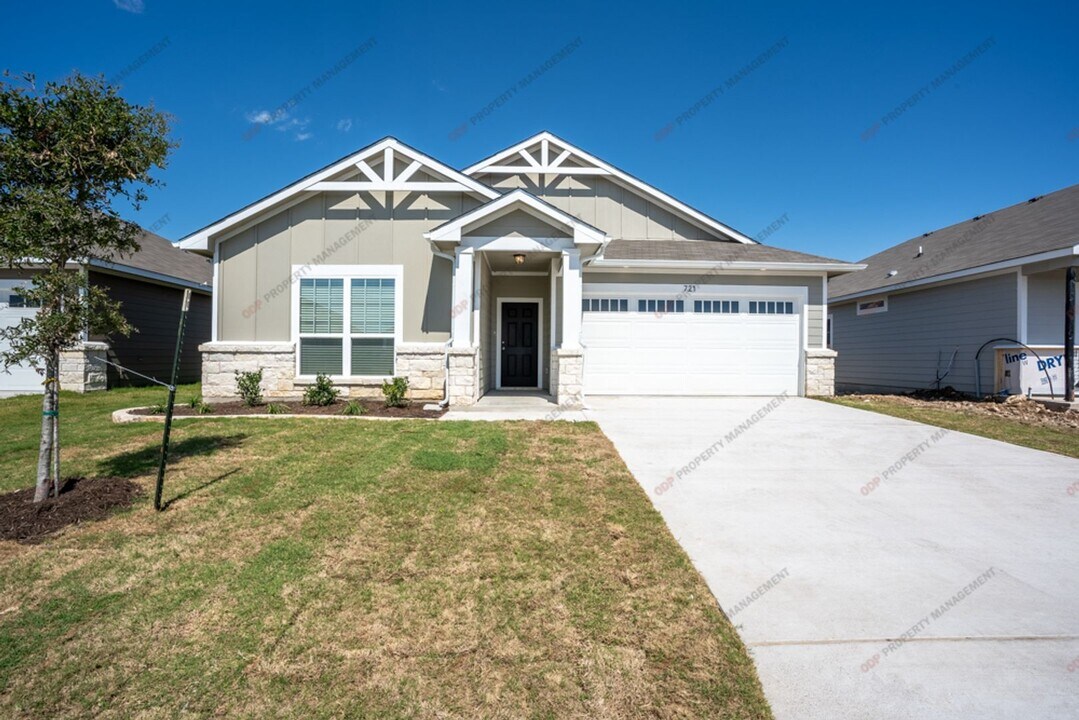 721 Skylar Heights Dr in Temple, TX - Building Photo