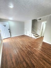 780 Glynn Oaks Dr in Clarkston, GA - Building Photo - Building Photo