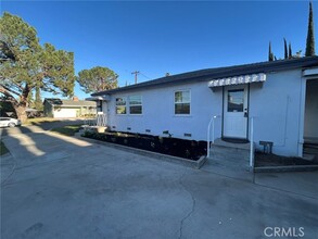 11146 Rosarita Dr-Unit -A in Loma Linda, CA - Building Photo - Building Photo