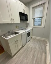 1673 Commonwealth Ave, Unit 2 Apartamentos