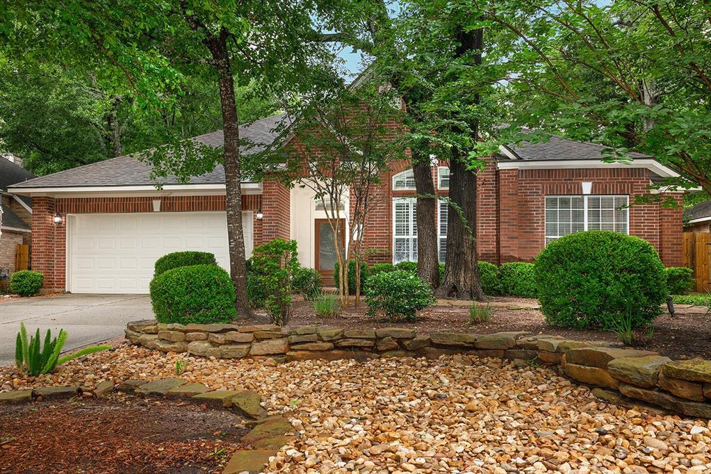 203 S Brooksedge Cir in Spring, TX - Building Photo