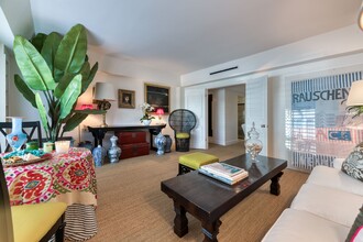 350 S Ocean Blvd in Palm Beach, FL - Building Photo - Building Photo