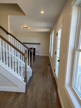 4 Dutch Dr in Litchfield, NH - Building Photo - Building Photo