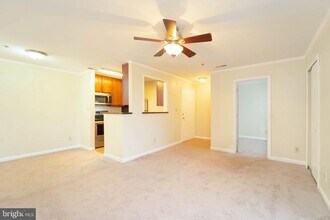 75 Fern Oak Cir in Stafford, VA - Foto de edificio - Building Photo