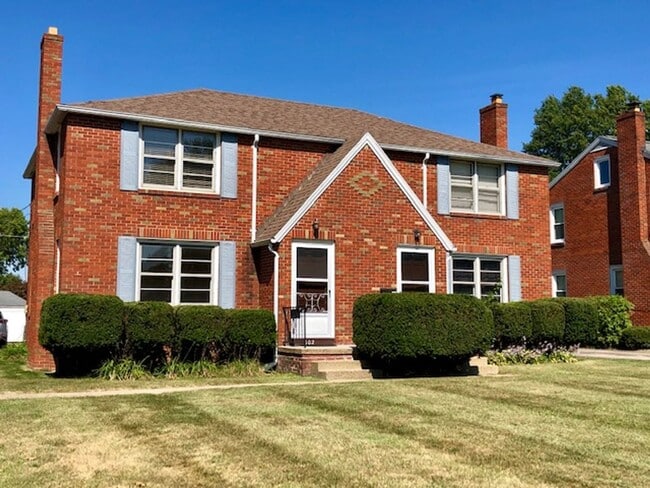 property at 600-602-602 Yale Dr