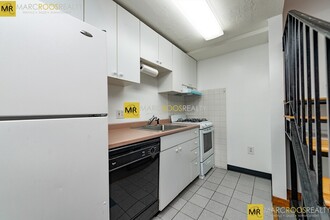 14 Edgerly Rd, Unit 18-2 in Boston, MA - Foto de edificio - Building Photo