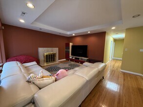 3451 Flora Vista Ave in Santa Clara, CA - Building Photo - Building Photo