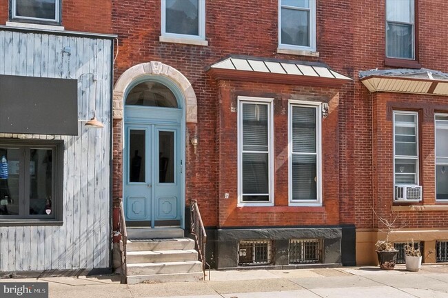 property at 159 N 21st St