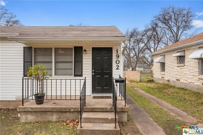 1902 S 9th St in Temple, TX - Foto de edificio - Building Photo