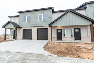 10050 Ajuga Ln in Amarillo, TX - Building Photo