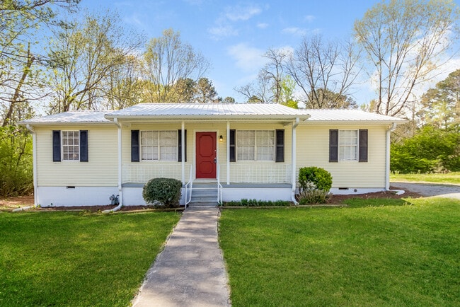 property at 4015 Goodwin Rd
