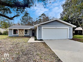 1348 Bear Run Blvd in Orange Park, FL - Building Photo