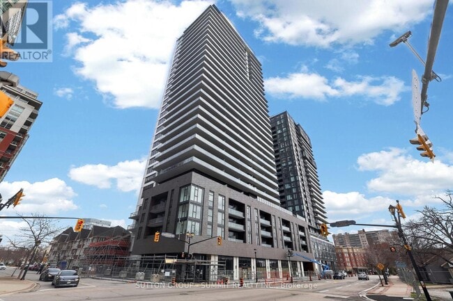 property at 2075 Lakeshore Rd.
