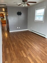 702 Edmunds Ave in Union Beach, NJ - Building Photo - Building Photo