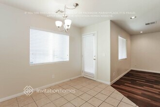 10631 Gibbous Moon Dr in Las Vegas, NV - Foto de edificio - Building Photo