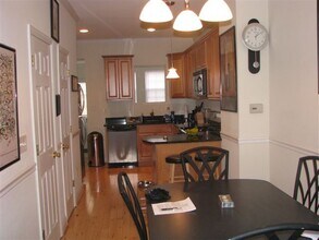 105 N Potomac St in Baltimore, MD - Building Photo - Building Photo