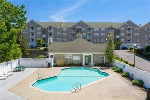 100 Mill St in Woonsocket, RI - Building Photo