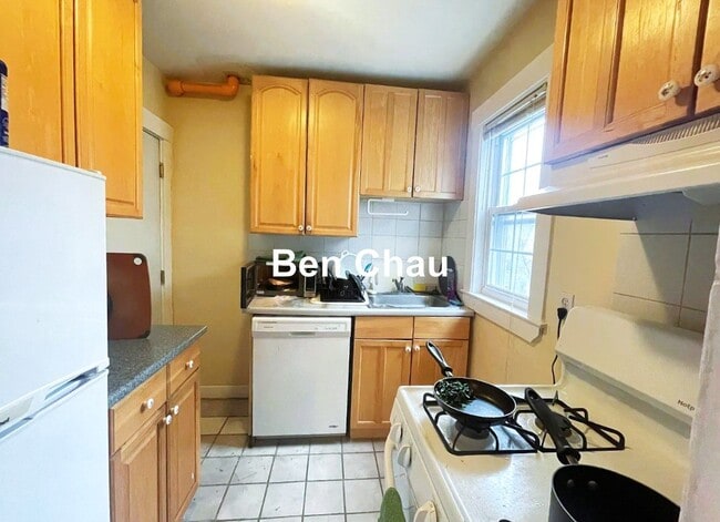 158 Magazine St, Unit 27B in Cambridge, MA - Foto de edificio - Building Photo