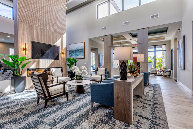 The Pointe at Lakewood Ranch (new) in Lakewood Ranch, FL - Building Photo - Interior Photo