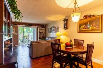 15805 W Waterside Cir in Sunrise, FL - Building Photo - Building Photo