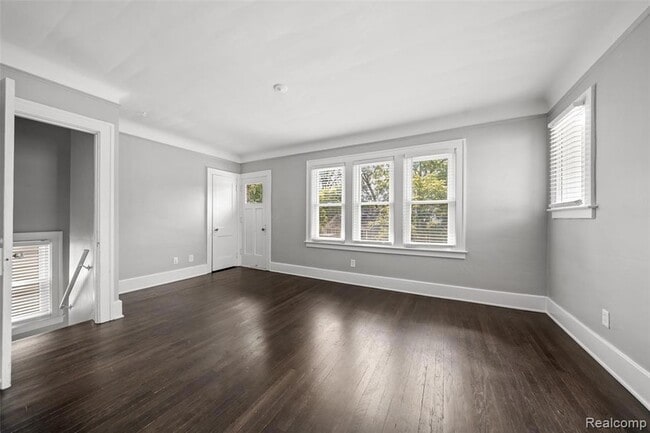 242 W Webster St in Ferndale, MI - Building Photo - Building Photo