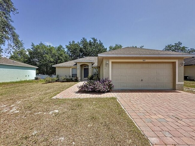 property at 309 Erie Ct