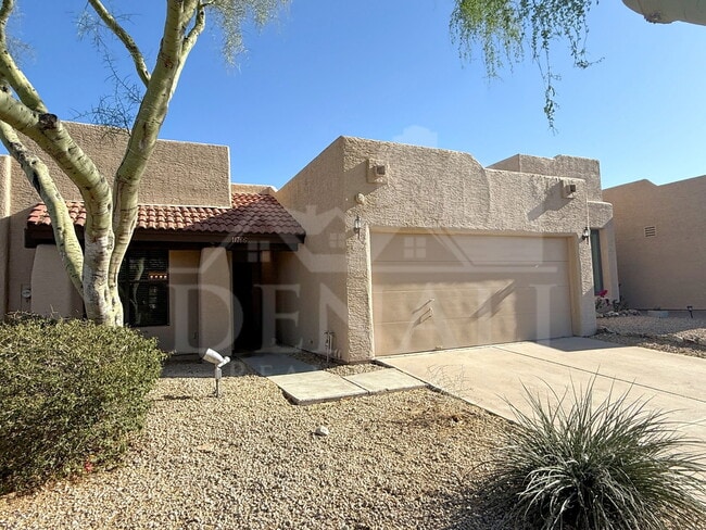 11766 E Becker Ln in Scottsdale, AZ - Building Photo - Building Photo