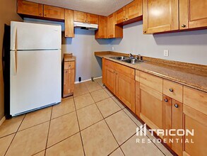 1309 Fairwood Ave in Clearwater, FL - Building Photo - Building Photo