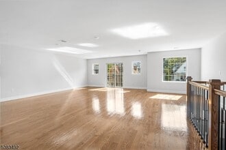 49 Eppirt St in East Orange, NJ - Building Photo - Building Photo
