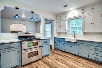 133 E 7th St in Lancaster, TX - Building Photo - Building Photo