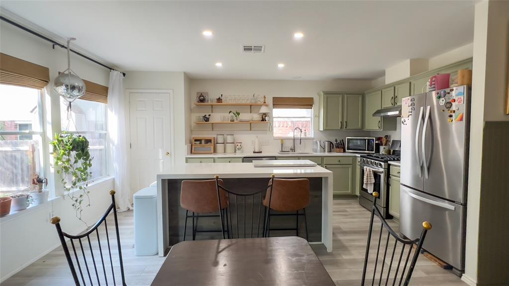 8908 W Hove Loop in Austin, TX - Building Photo