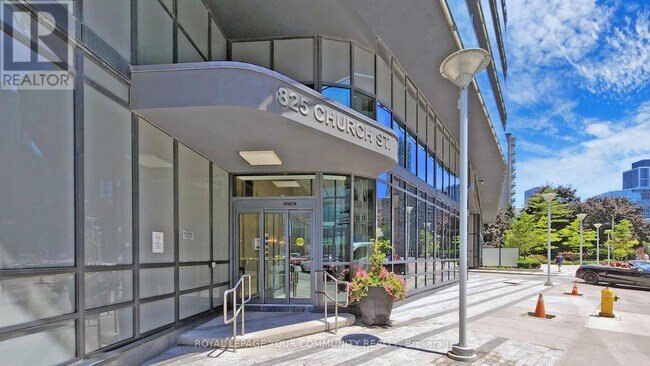 825-2825 Church St in Toronto, ON - Building Photo - Building Photo