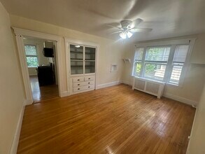 29 Fairfield St, Unit 3 in Cambridge, MA - Building Photo - Building Photo