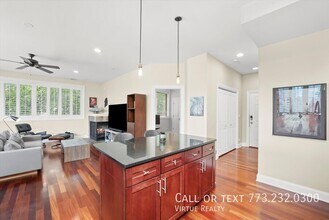1952 N Honore St in Chicago, IL - Building Photo - Building Photo