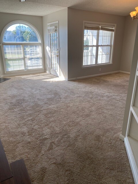 5008 Lawndale Dr in Greensboro, NC - Building Photo - Building Photo