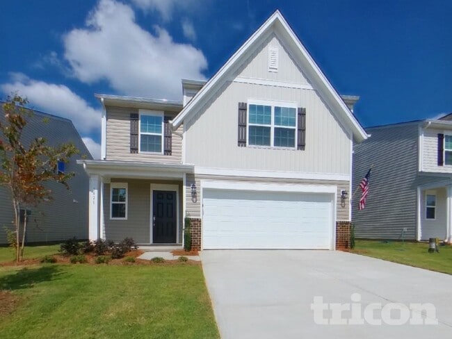 1426 Cattleman Acrs Dr in Inman, SC - Foto de edificio - Building Photo