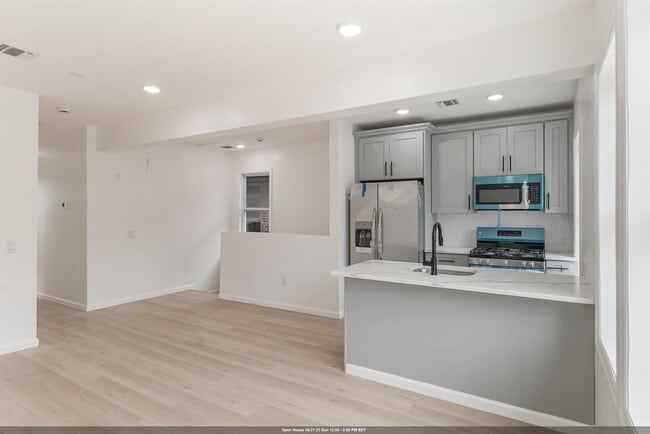 property at 709 Grand Ave
