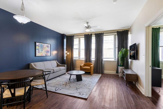 property at 925 Common St