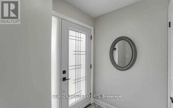 101 Banting Crescent in Brampton, ON - Building Photo - Building Photo