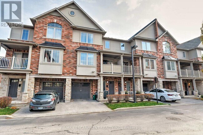 362 Plains Rd E in Burlington, ON - Building Photo - Building Photo