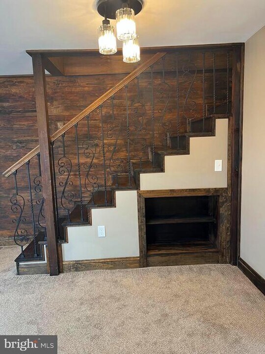 120 N Frederick St in Mechanicsburg, PA - Foto de edificio