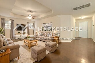 4481 W Pecan St in Fayetteville, AR - Building Photo - Building Photo