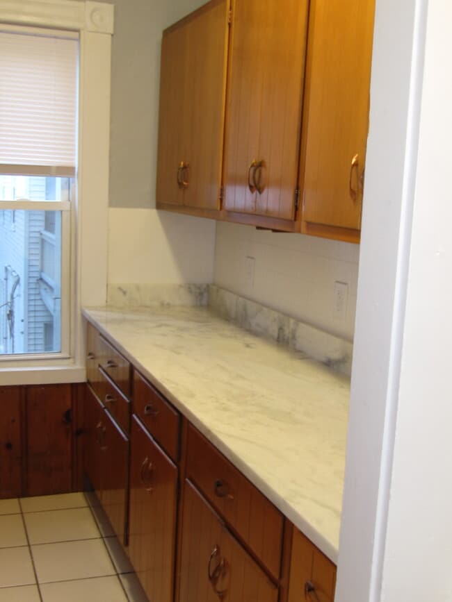2 Sturgis St, Unit 3