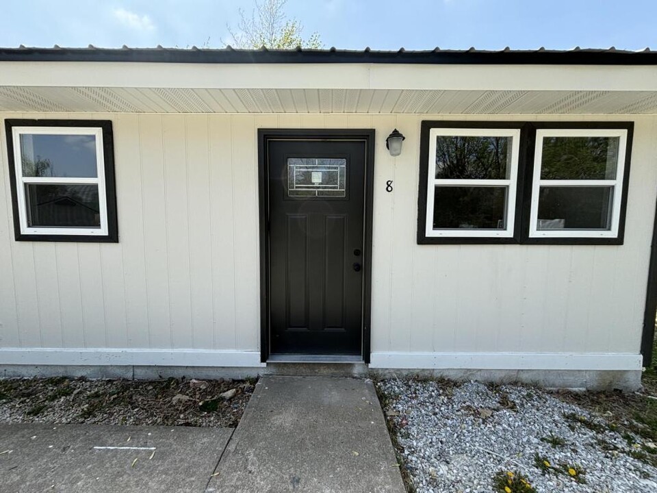 702 Washington Ave in Purdy, MO - Building Photo