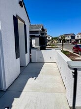 2053 Carmel Rnch Cir in Oakdale, CA - Building Photo - Building Photo