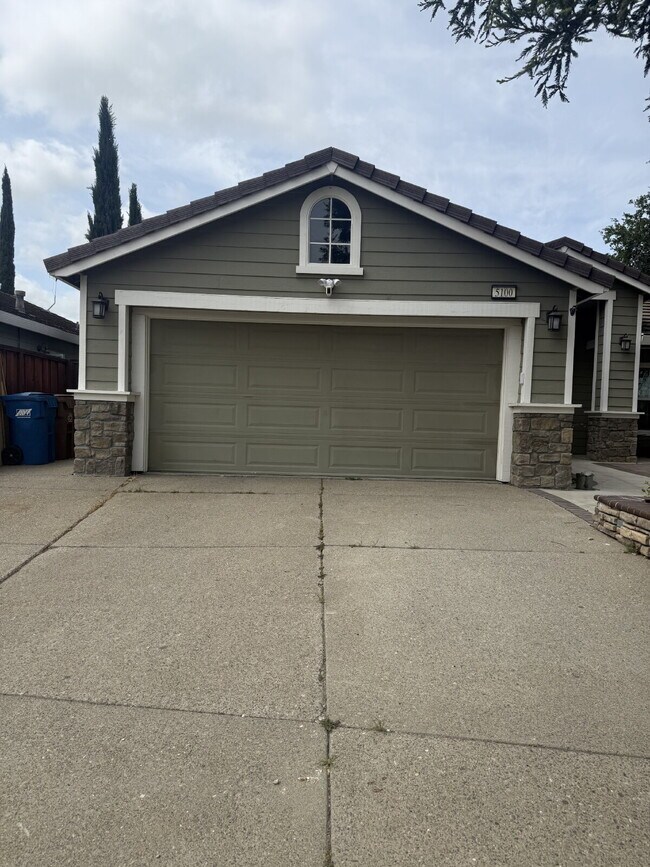 5100 Homestead Ct in Antioch, CA - Building Photo - Building Photo