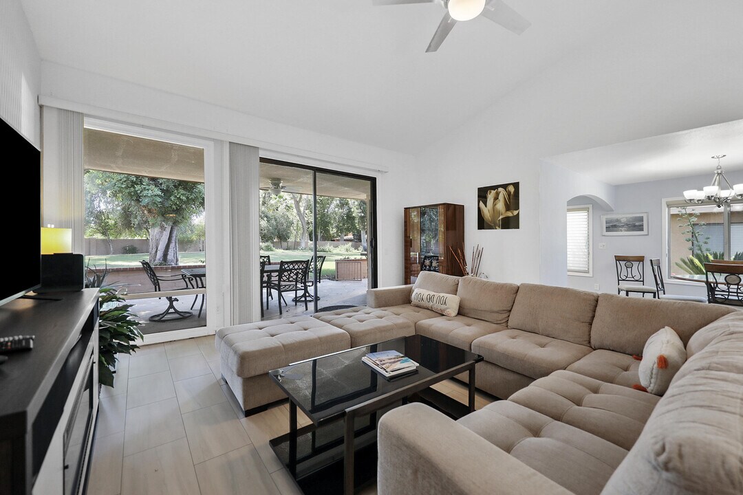 5 Majorca Dr in Rancho Mirage, CA - Building Photo