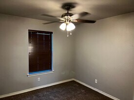 10622 Gaylord Dr in San Antonio, TX - Building Photo