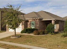 13832 Langston Lake Dr in Roanoke, TX - Building Photo