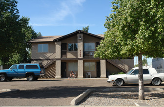 7126 N 66th Ave in Glendale, AZ - Foto de edificio - Building Photo